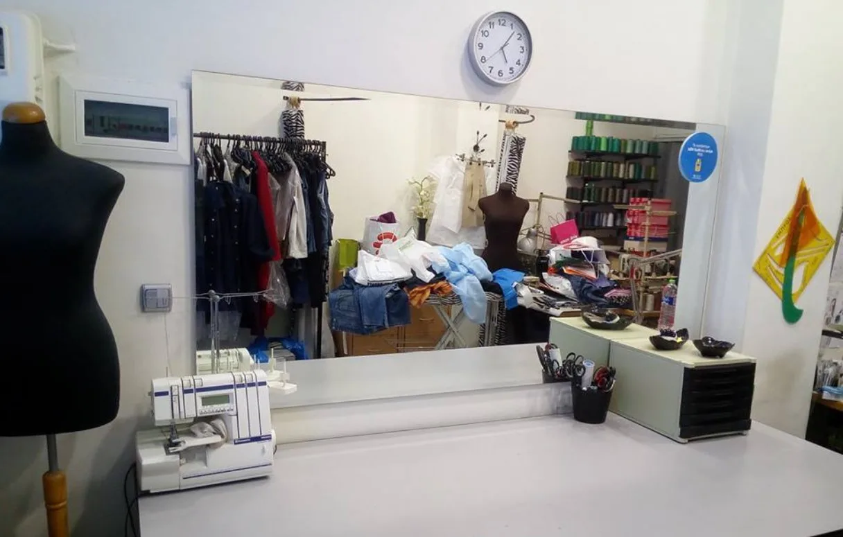 Κρυσττάλινος καθρέφτης 2.00x1.00m