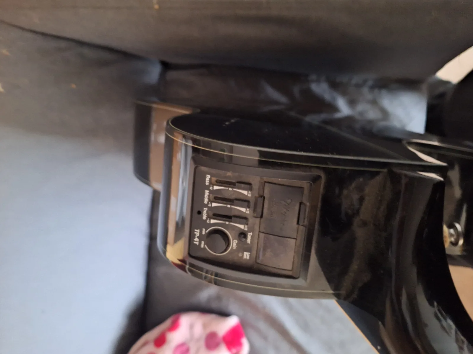 Acoustic  guitar Takamine